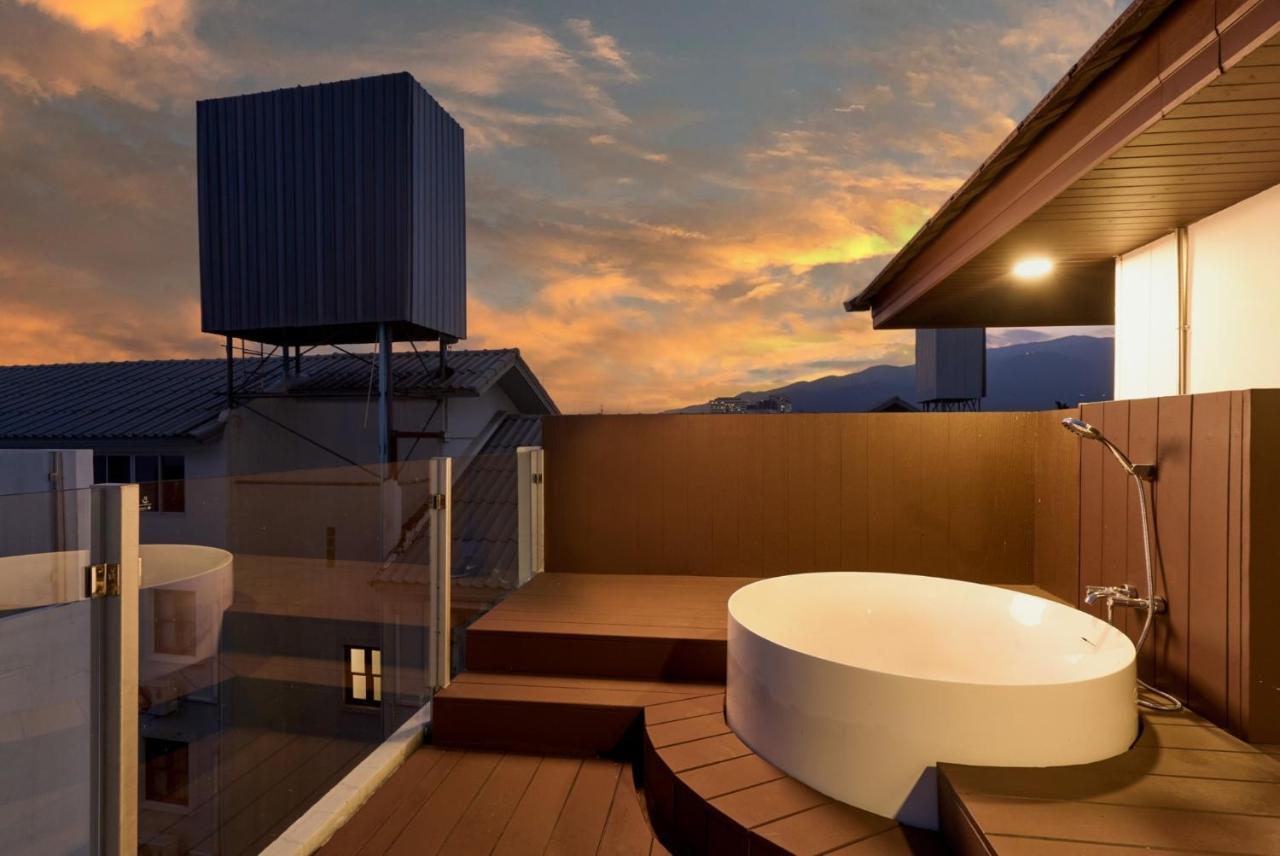 Be Phrasingh Hotel Chiang Mai Extérieur photo