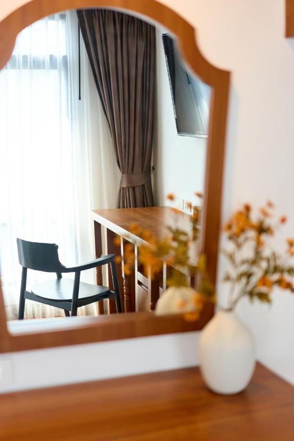 Be Phrasingh Hotel Chiang Mai Extérieur photo